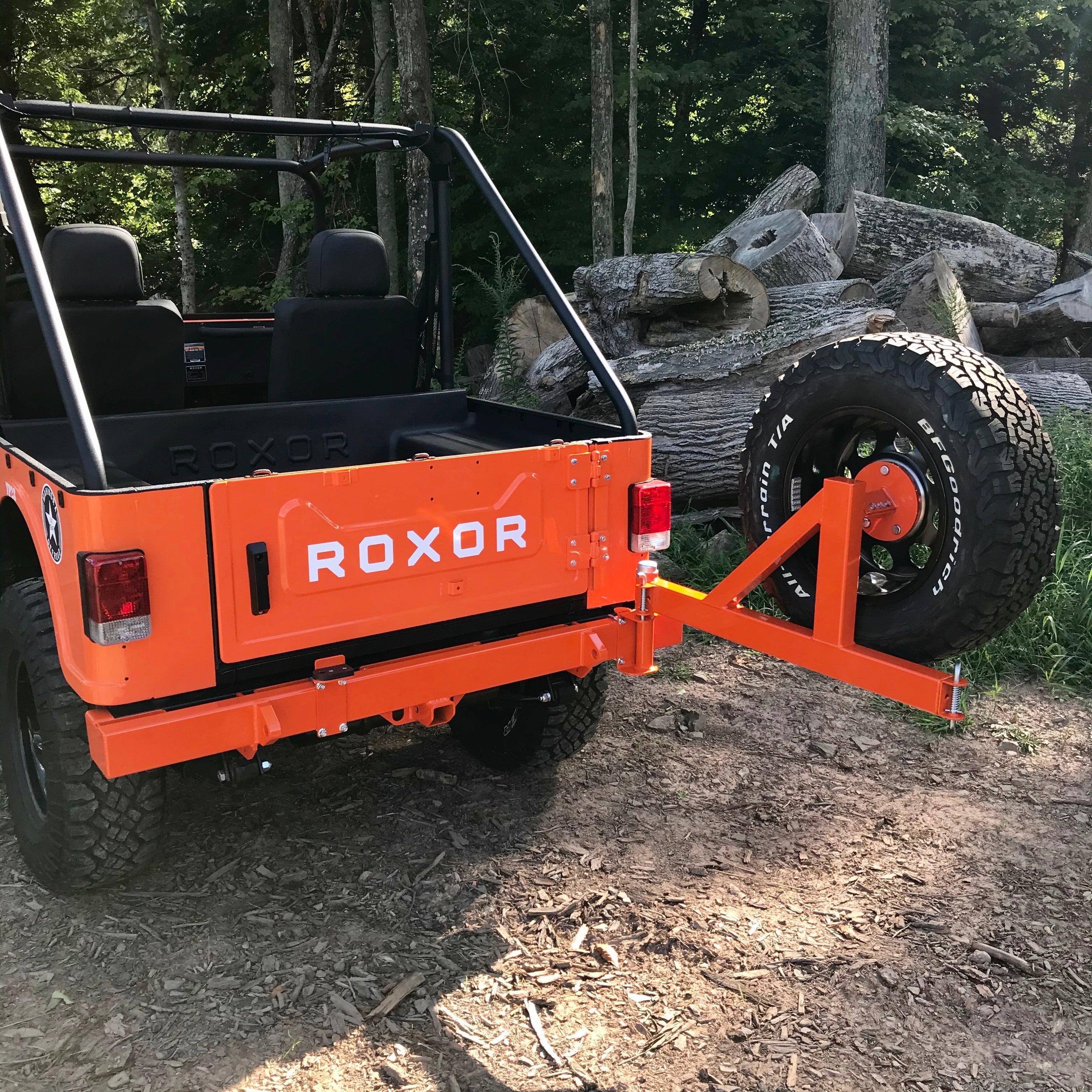 MAHINRA ROXOR REAR UTILITY / FARM BUMPER WITH TIRE CARRIER